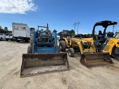 Auction Photo